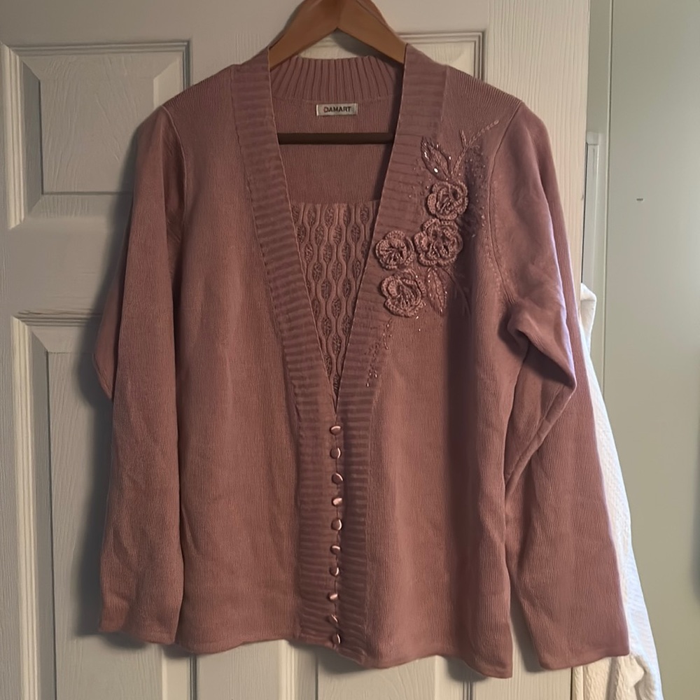 Brand new Beautiful Damart mauve with sequined flowers and satin buttons